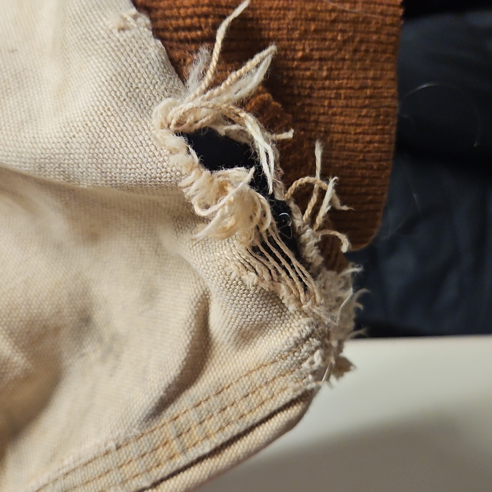 Carhartt Tan Hooded Jacket with Brown Trim - Picture 4 of 8